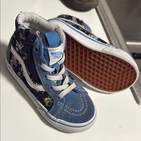Vans Blue and Black High-Top Sneakers with Patterned Ankle - Picture 1 of 8